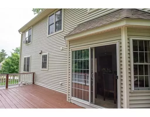Sturbridge, MA 01518,1 Evergreen Ln