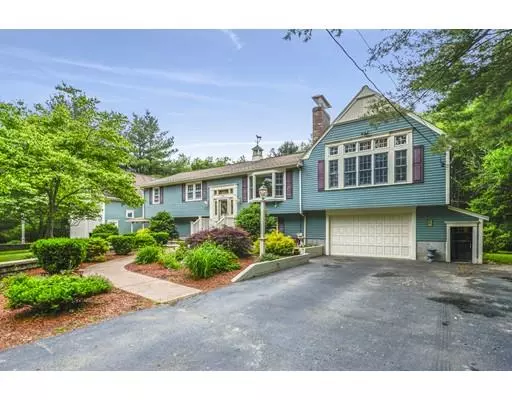 818 Crescent St, East Bridgewater, MA 02333