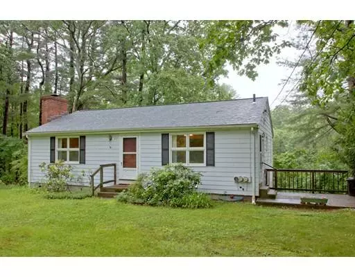 27 Oxbow Road, Wayland, MA 01778