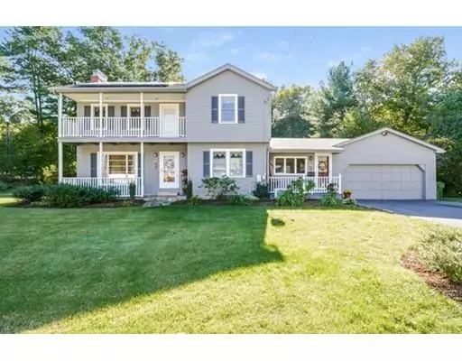 82 Fairlawn St, Northbridge, MA 01588