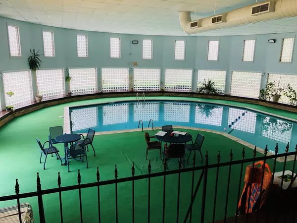 Milford, MA 01757,6 Shadowbrook Ln #34