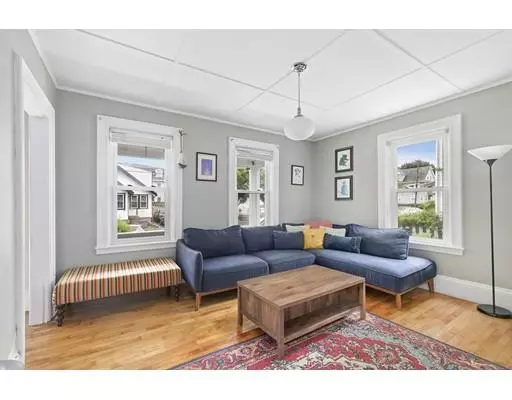 Malden, MA 02148,25 Brackenbury