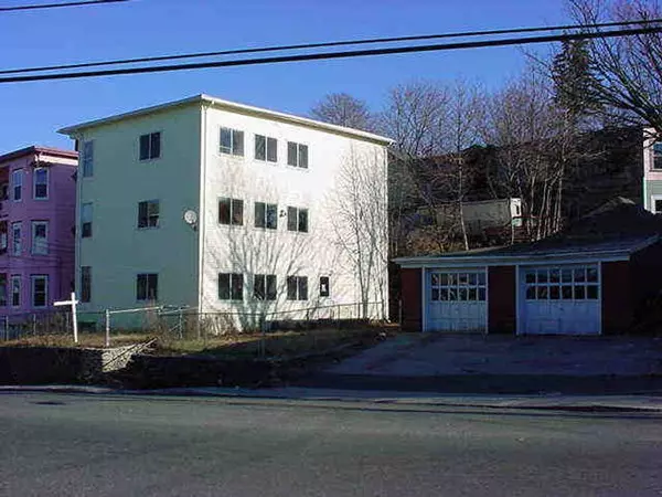 Southbridge, MA 01550,125 Cross St