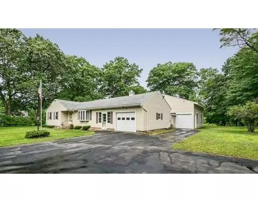 273 Lions Mouth Road, Amesbury, MA 01913