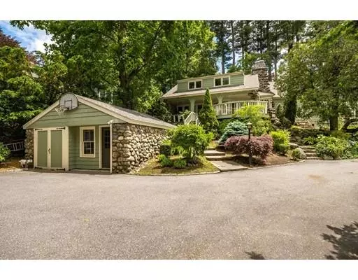 22 Hillside Ave, Winchester, MA 01890