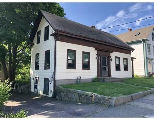 35 Eastern Ave, Gloucester, MA 01930