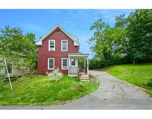 12 Rigby Pl, Clinton, MA 01510