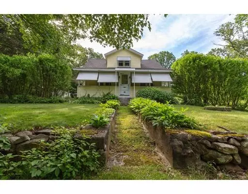 640 Rockland Rd, Scituate, RI 02857