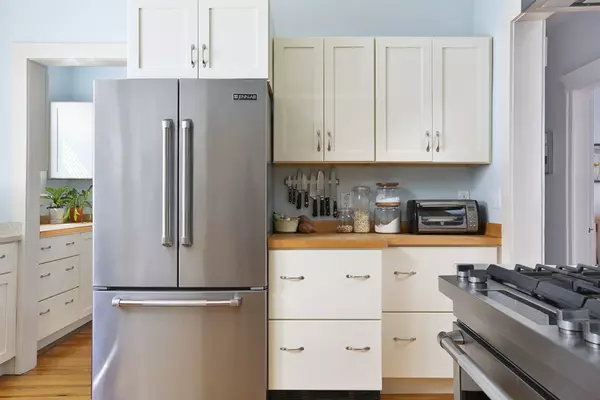 Brookline, MA 02445,189 Rawson Rd #3