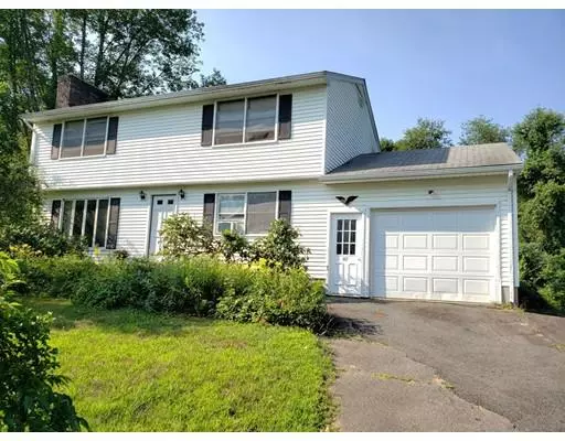 82 Stagecoach Rd, Amherst, MA 01002