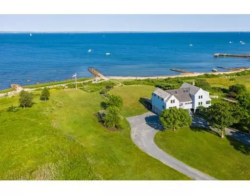 27 Hollywoods Road, Mattapoisett, MA 02739