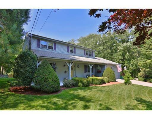 47 Indian Tree Lane, Reading, MA 01867