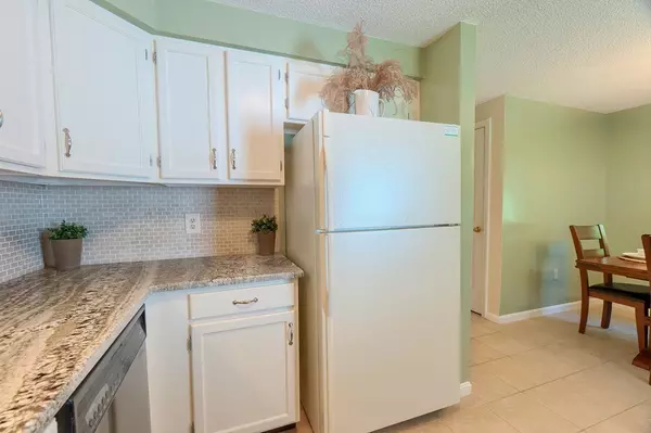 Auburn, MA 01501,3303 Forest Park Dr #3303