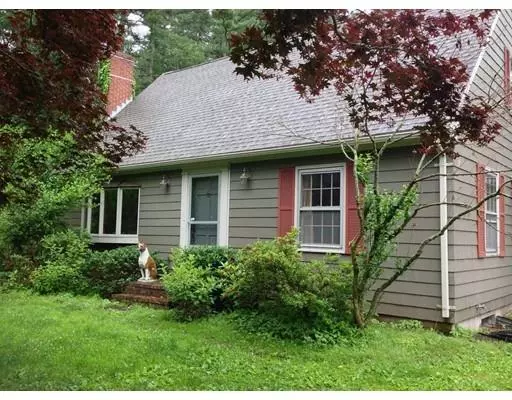 91 Carlisle Rd, Westford, MA 01886