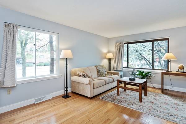 2 Chester St. #2B, Cambridge, MA 02140