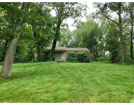 Swansea, MA 02777,174 Stoney Hill Rd