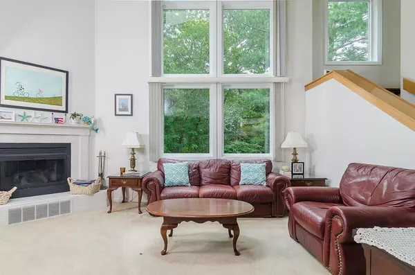 Hingham, MA 02043,2601 Hockley Drive #2601