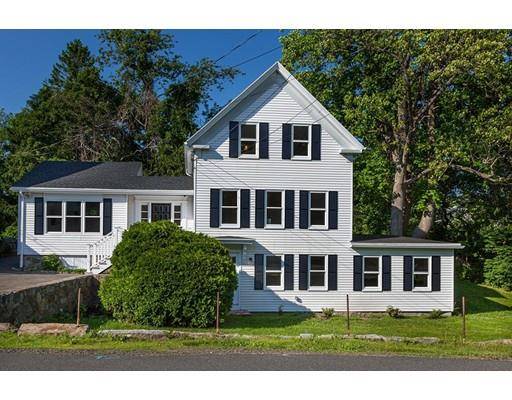 17 Curtis St, Rockport, MA 01966