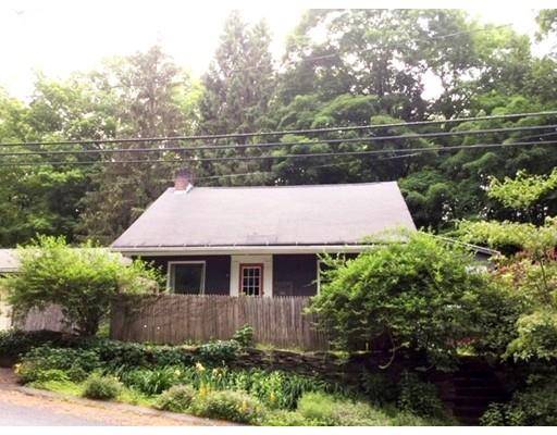 141 Haydenville Road, Whately, MA 01093