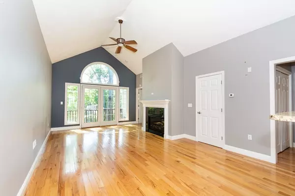 Wakefield, MA 01880,410 Salem St #707