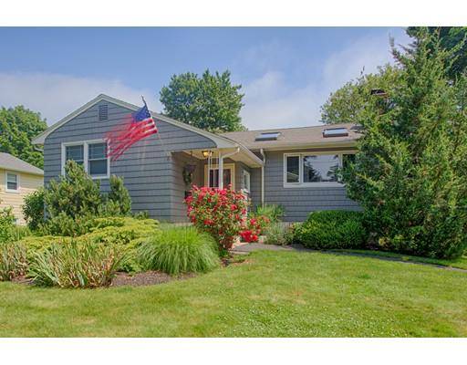 6 Pine Rd, Beverly, MA 01915