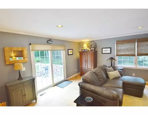 Southborough, MA 01772,8 Bigelow Rd.