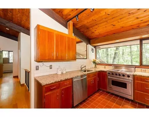 Carlisle, MA 01741,213 Indian Hill Road