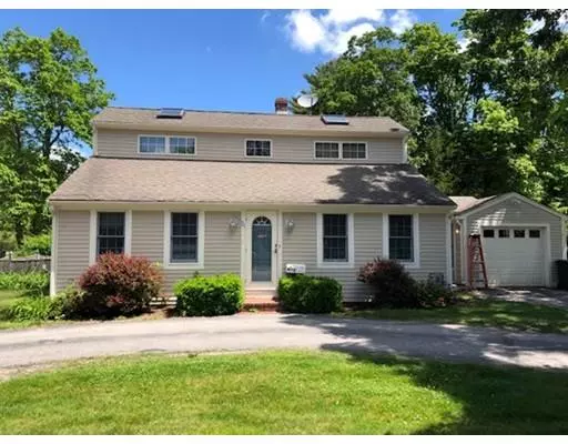 21 Pembroke St, Kingston, MA 02364