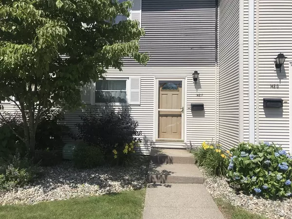 142 Autumn St #F, Agawam, MA 01001