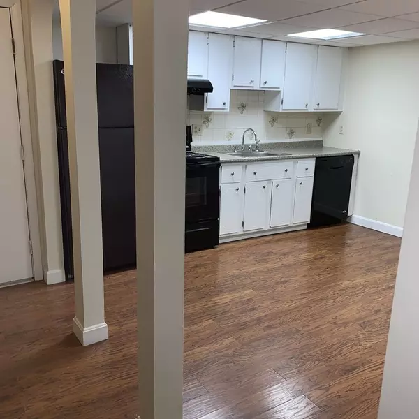 Milford, MA 01757,13 Shadowbrook Ln #10