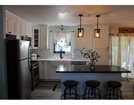 Swansea, MA 02777,99 Cedar Ave