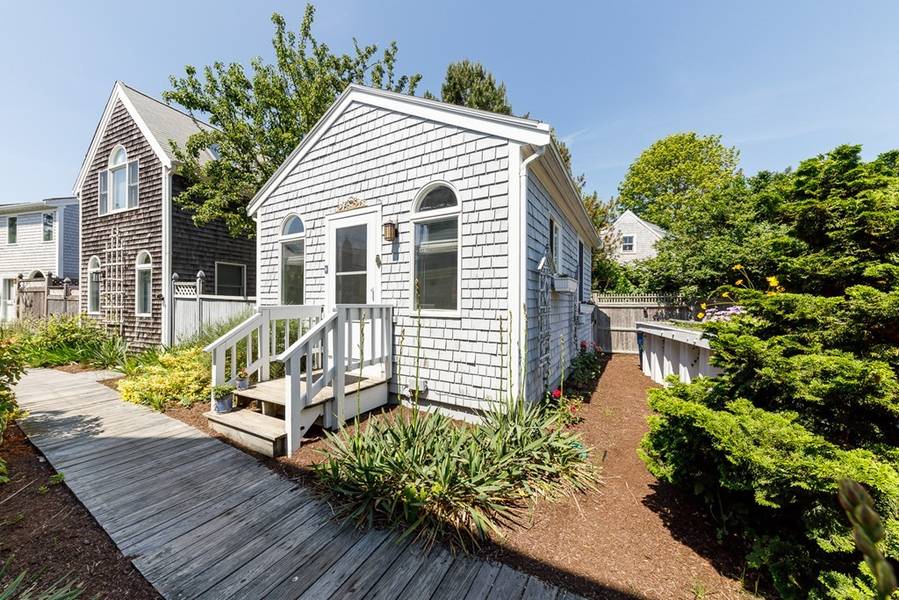 54 Bradford Street #UC, Provincetown, MA 02657