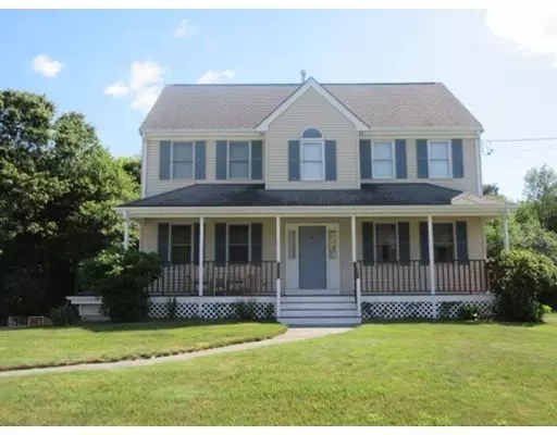 50 Round Table Ln, Taunton, MA 02780