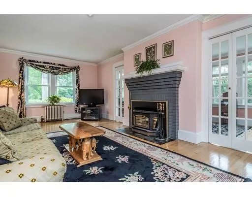 Boylston, MA 01505,1 Scar Hill Rd
