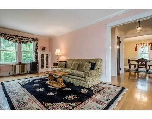Boylston, MA 01505,1 Scar Hill Rd