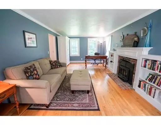 Princeton, MA 01541,27 Leominster Rd