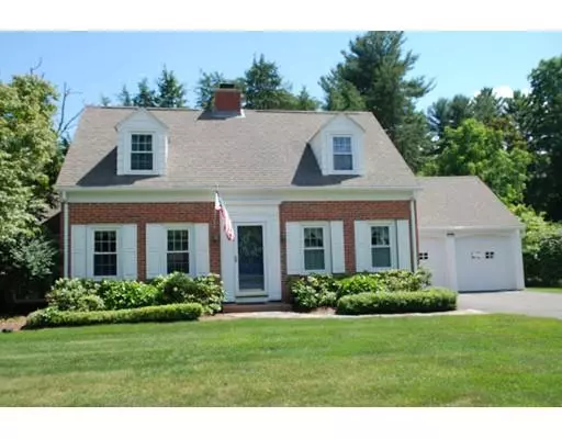 8 Brookdale Dr., Wilbraham, MA 01095