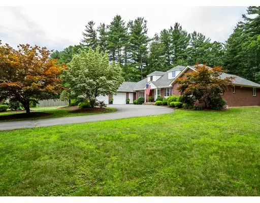 Westfield, MA 01085,64 Deborah Ln