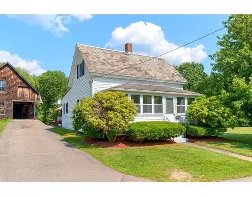 445 Park St, Gardner, MA 01440