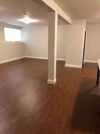 Ayer, MA 01432,16 Pleasant St #1