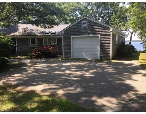 4 Eldredge Drive, Falmouth, MA 02556