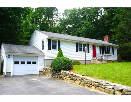 13 Oakridge Drive, Rutland, MA 01543