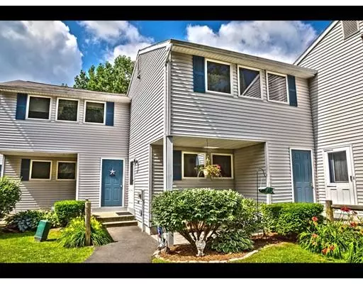 Greenfield, MA 01301,261 Briar Way