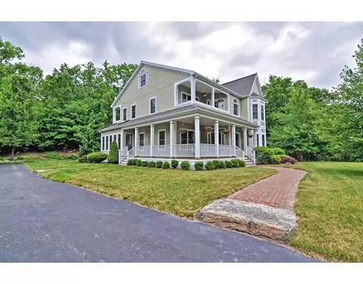 16 Fiddle Neck Ln, Southborough, MA 01772