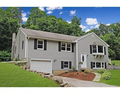 West Brookfield, MA 01585,5 Ash Ln