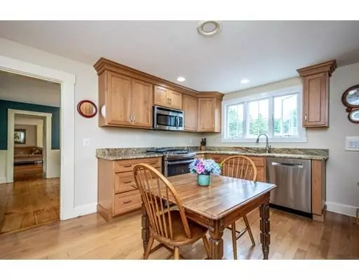 Groton, MA 01450,91 Martins Pond Rd