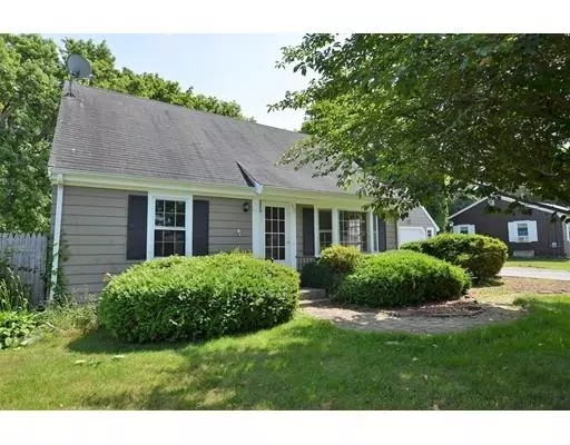 317 Anthony St, Seekonk, MA 02771