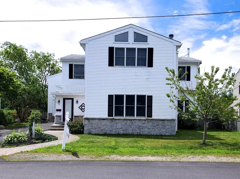 6 Rio Drive, Gloucester, MA 01930