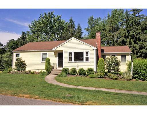 9 Cortland Dr, Westborough, MA 01581