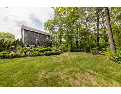 Mattapoisett, MA 02739,8 Heritage Ln